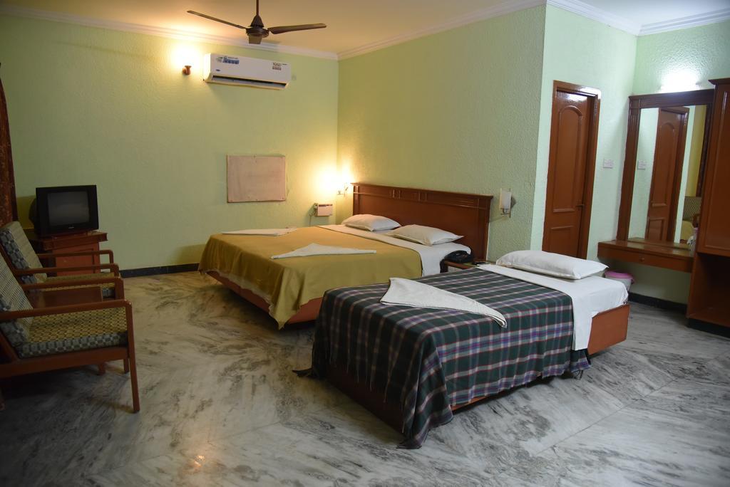 Hotel Green Park Kumbakonam Extérieur photo